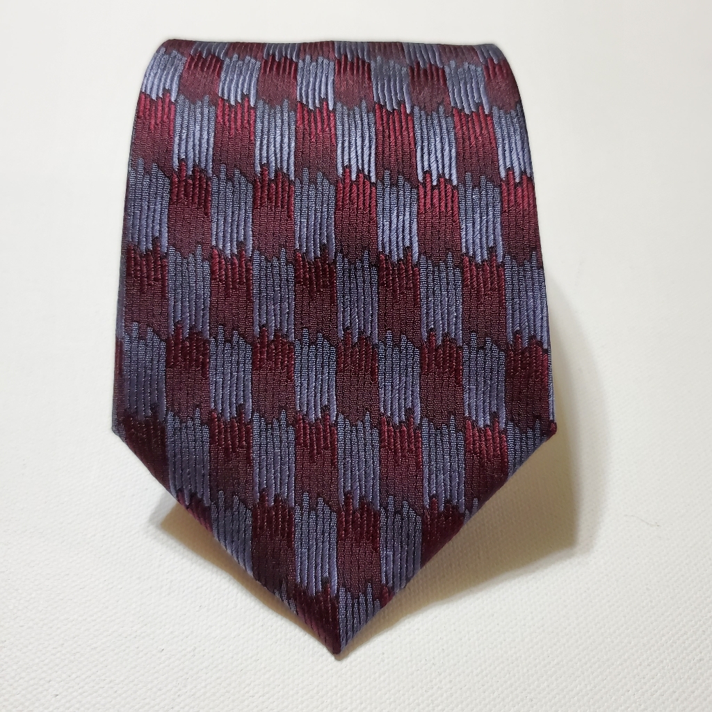 Kenneth Cole Classic Necktie